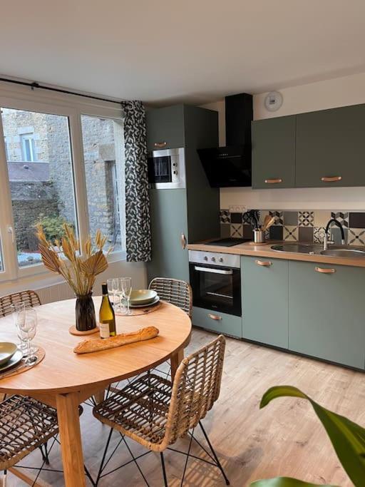 Beau Loft Room Proche Mont Saint Michel Jaccuzi Illimite En Plein Centre 阿夫朗什 外观 照片